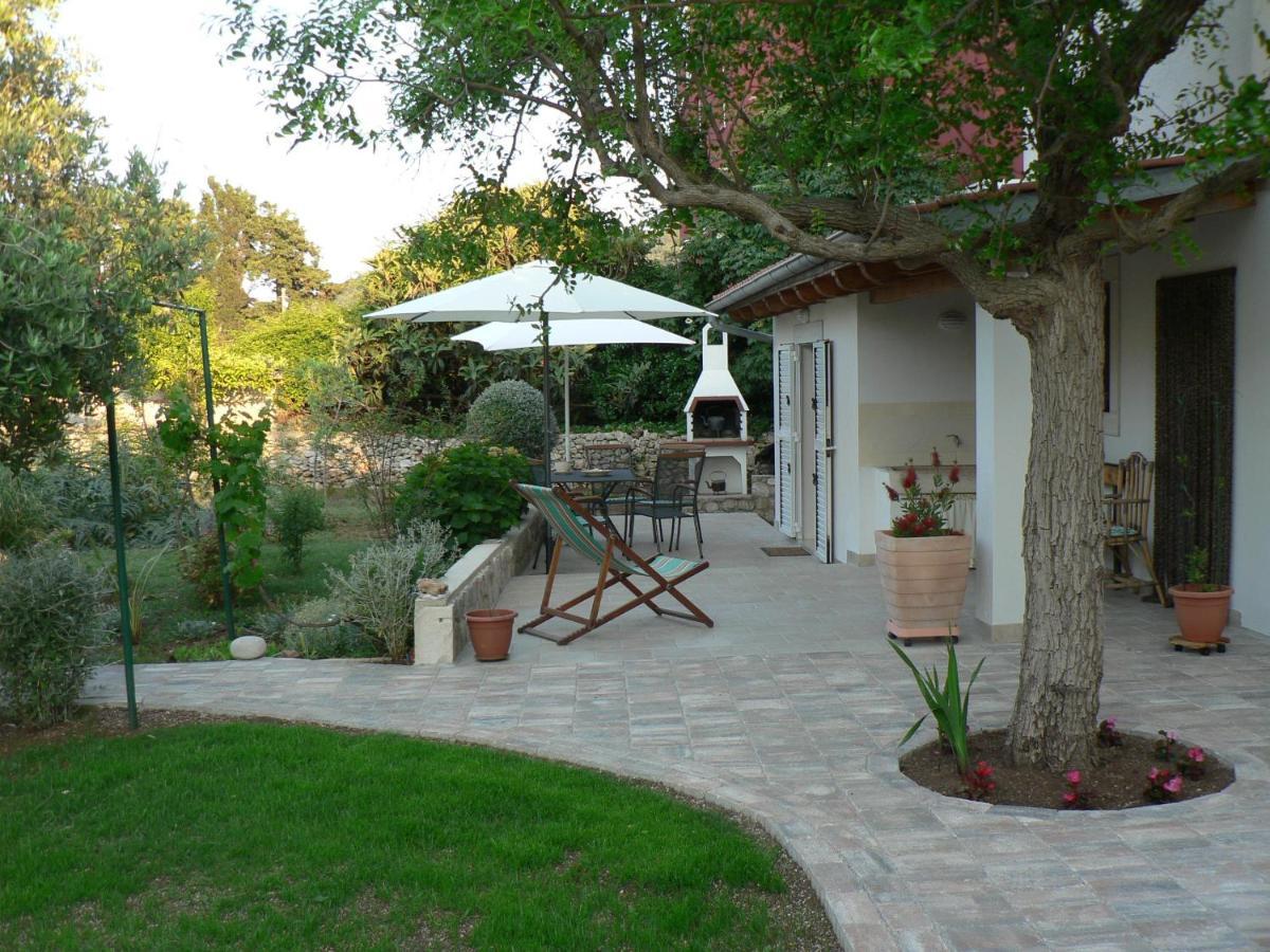 Apartments Gabri Mali Losinj Ngoại thất bức ảnh